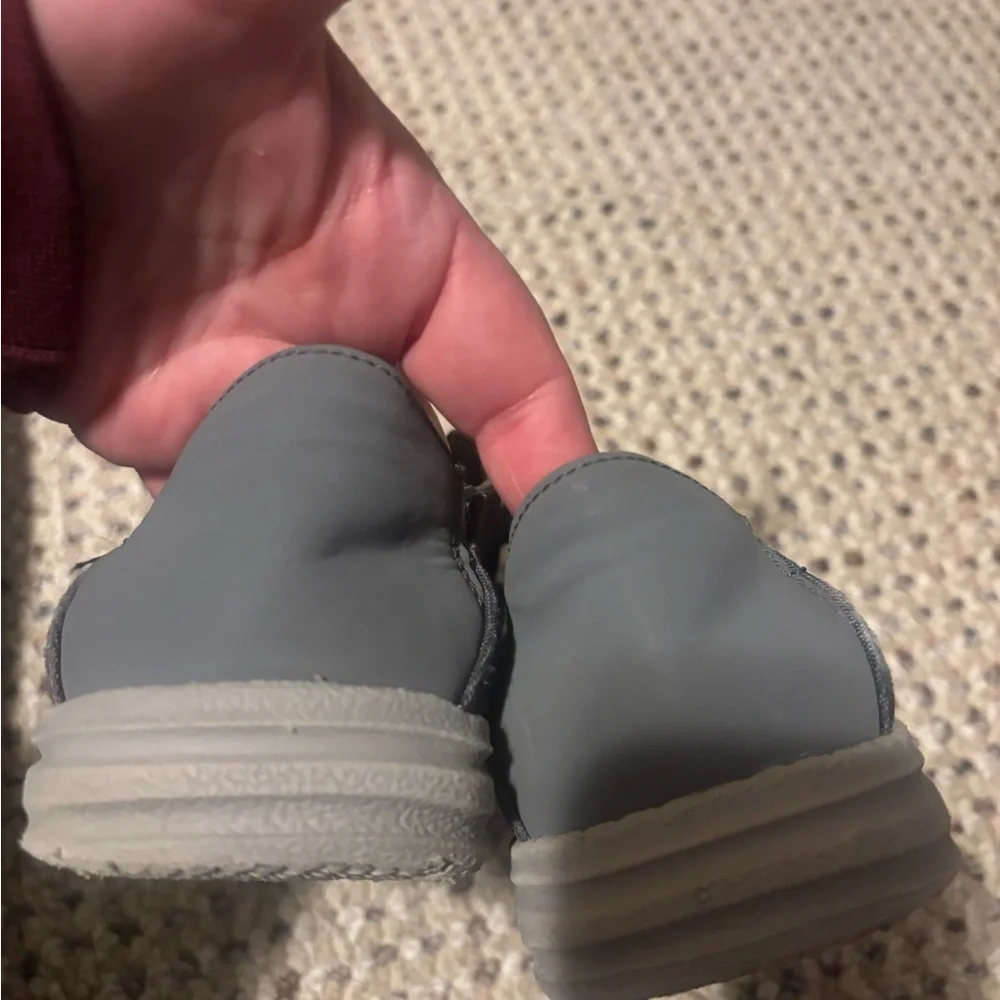 5/$25 Camouflage Sketchers Slip-On Shoes‎